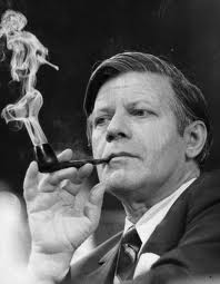Helmut SCHMIDT, ancien chancelier allemand